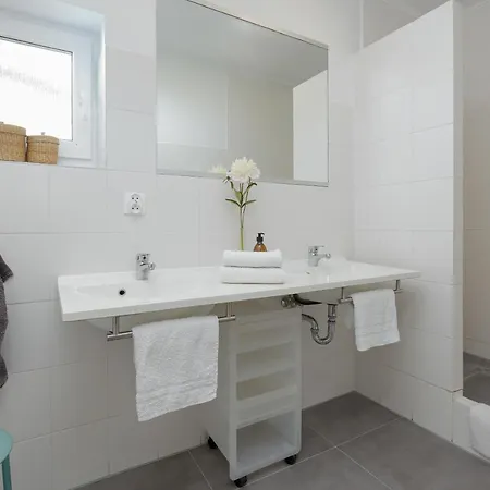 Baltic Center Tatil Evi